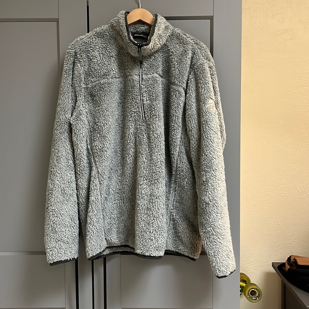 Eddie Bauer 1/4 Zip up super fuzzy fleece